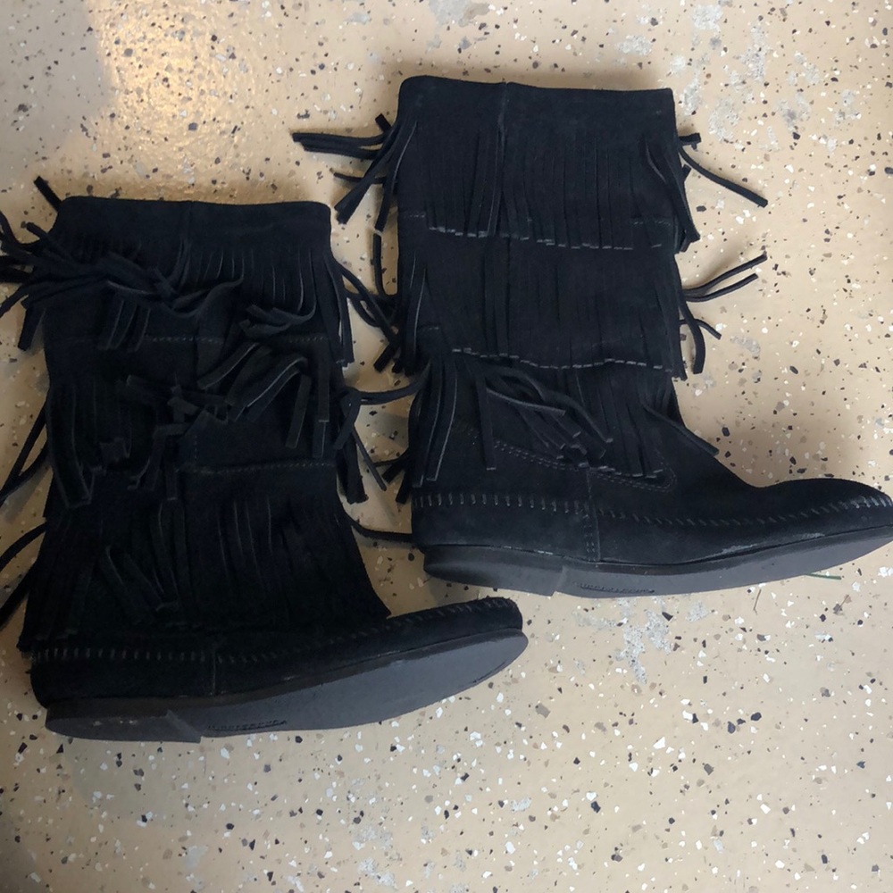 Minnetonka boots
